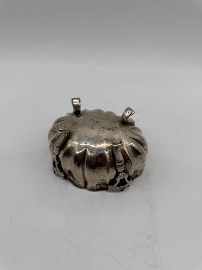 Rococo-style 800 silver finger bowl circa...