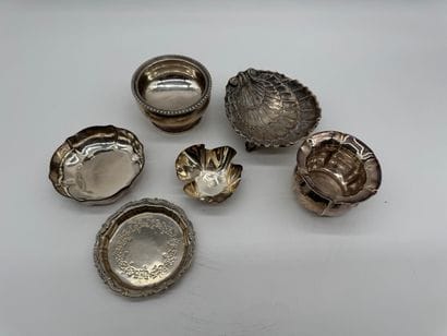 Silver dishes and trays, including Maison...