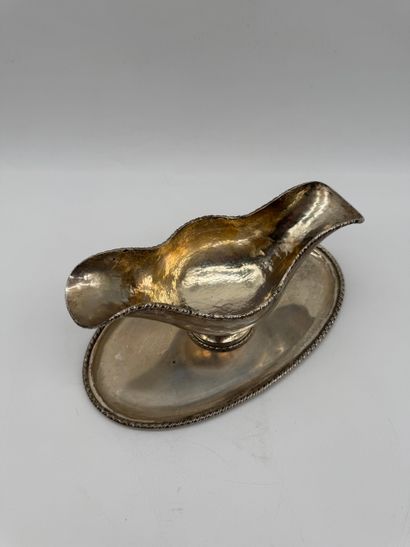 Sauce boat with silver 800 tray
Sauce boat...