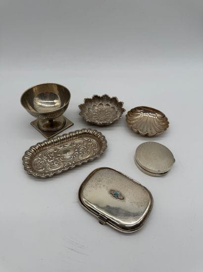 Collection of small silver objects and dishes,...