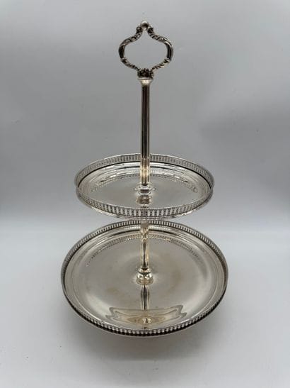 800 silver two-tier dumb waiter, circa 1950-1970
Solid...