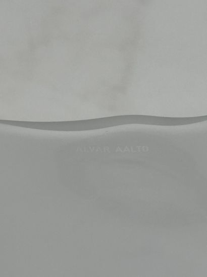 Alvar Aalto (1898 - 1976) White glass vase
White...