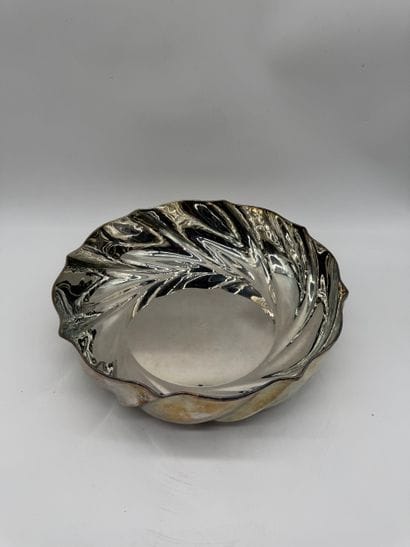 Large 800 silver table basket, Italy, circa...