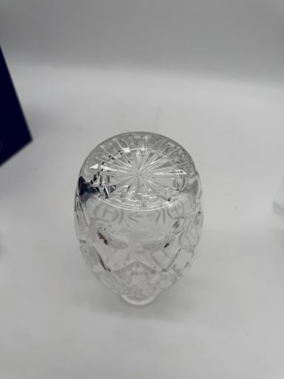 Royal Doulton Finest Crystal Decanter with...