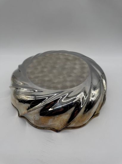 Large 800 silver table basket, Italy, circa...