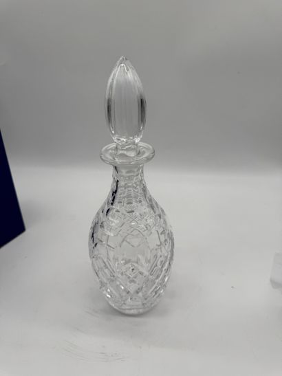 Royal Doulton Finest Crystal Decanter with...