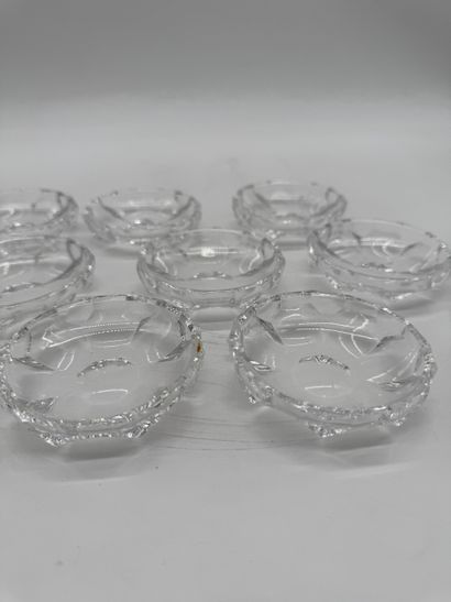 Batch of kitchen and tableware items


Please...