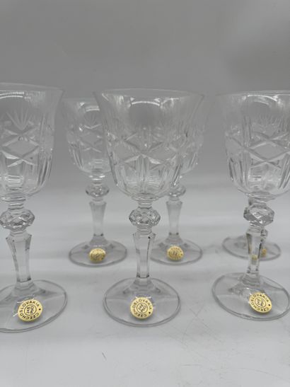 Set of six Bohemian cut crystal wine glasses
Set...