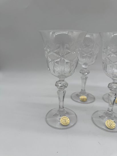 Set of six Bohemian cut crystal wine glasses
Set...