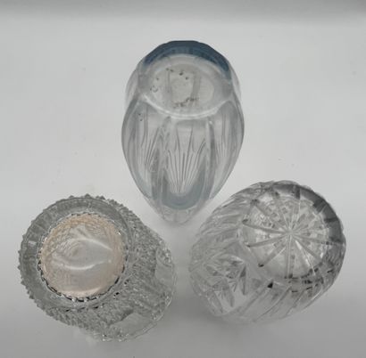 Set of 3 cut-crystal vases in the Val Saint-Lambert...