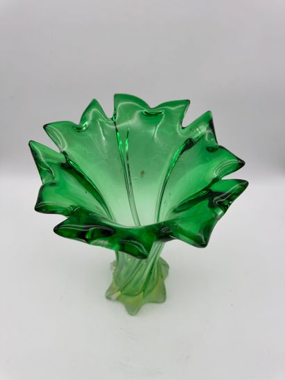 Murano (XX century) Green blown glass vase
Green...