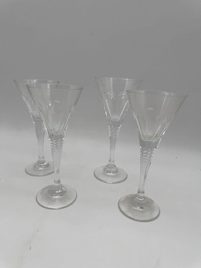 Set of 5 cut crystal champagne flutes
Set...