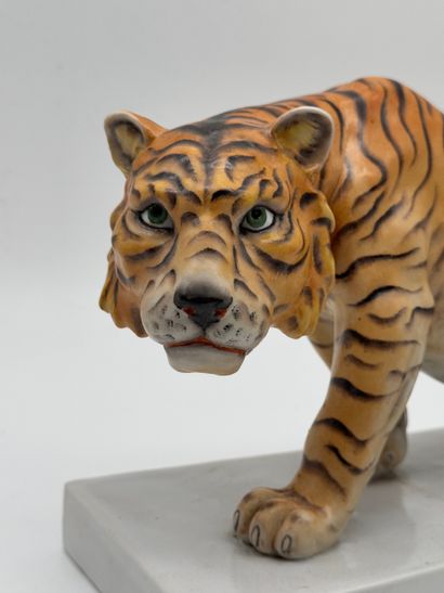 Ceramic tiger - Animal sculpture - XX century
Ceramic...