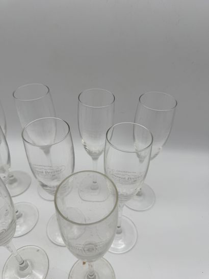 Laurent-Perrier - Set of 9 champagne flutes
Slender-shaped...