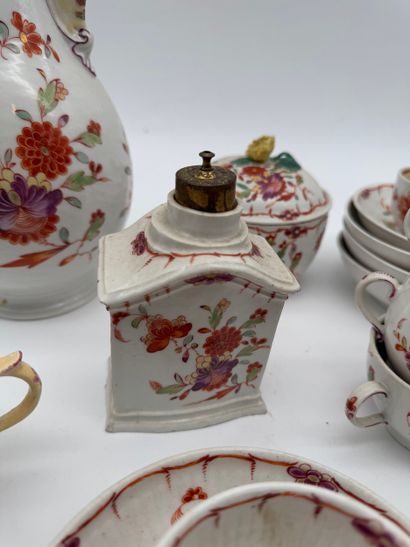 Porcelain tea set with floral design
Porcelain...