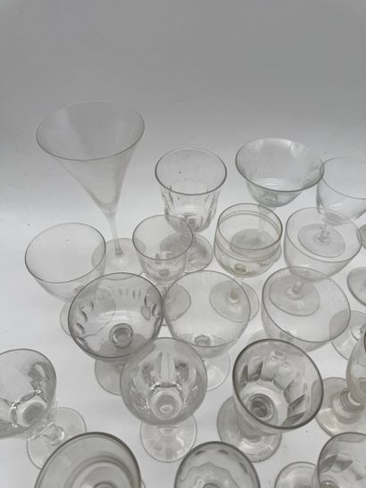 Set of crystal glasses Mismatched set
Set...