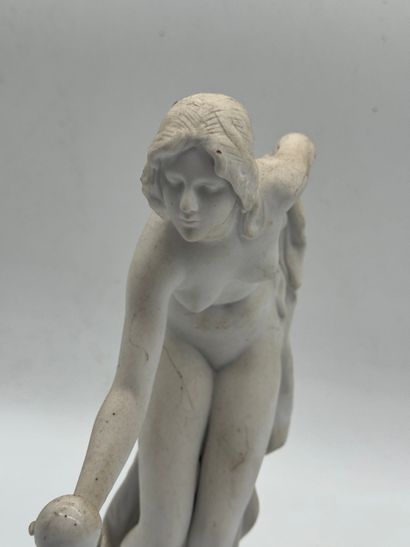 Statuette after Walter Schott (1861-1938)
Porcelain...