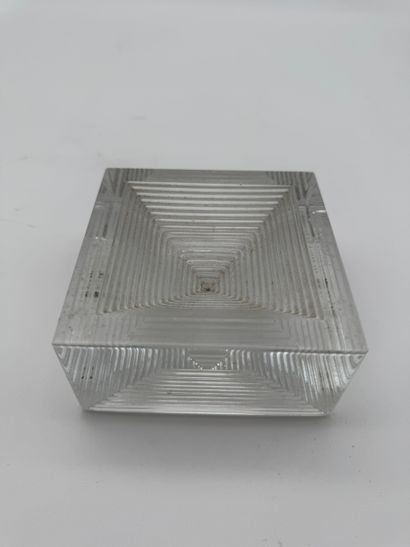 Val Saint Lambert - Crystal paperweight
Square...