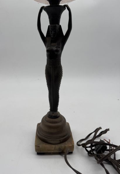 Lamp with Egyptian decoration, Art Deco style
Table...