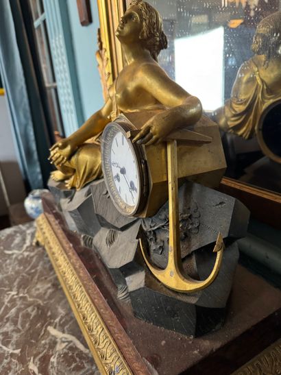 Pendule de style Néo-Empire (XX siècle)
Pendule...