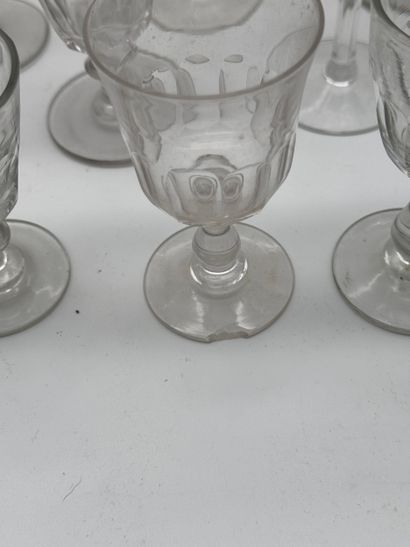 Set of crystal glasses Mismatched set
Set...