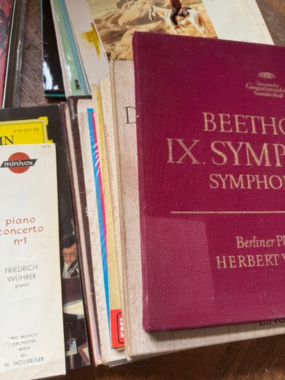 Set of 50 vinyl records - Classical music...