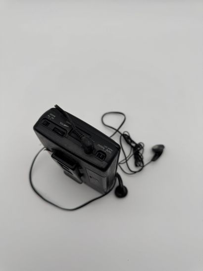 Sony - Walkman FM/AM Mega Bass
Portable cassette...