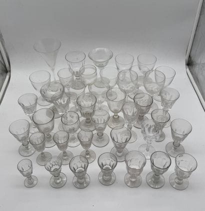 Set of crystal glasses Mismatched set
Set...