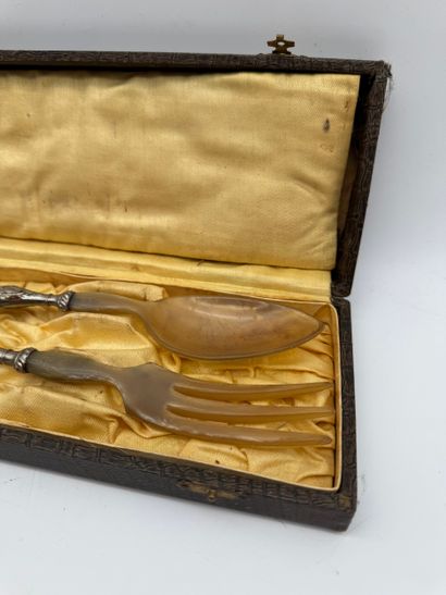 Salad service - Sterling silver and horn
Set...