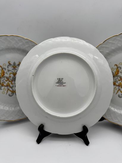 L. Bernardaud & Cie (Limoges) - Louis XIII...