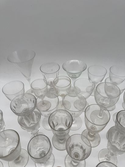 Set of crystal glasses Mismatched set
Set...