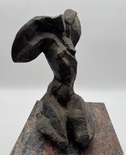 Eugénie Bongs-Beer - Gaïa II
Sculpture of...