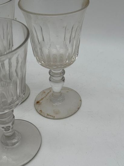 Suite of 5 crystal water glasses Tulipe model...