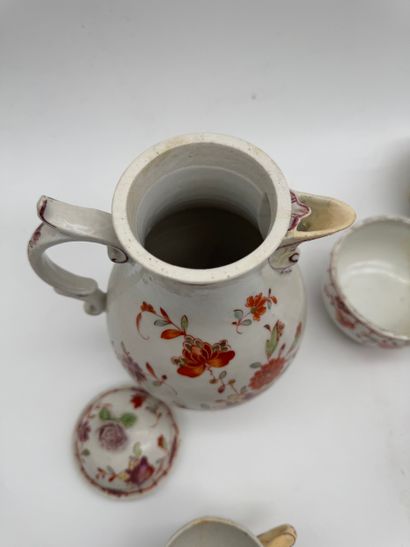 Porcelain tea set with floral design
Porcelain...