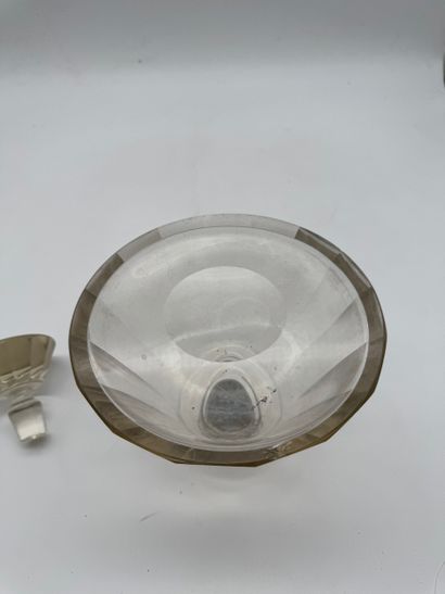Carafe in cut crystal
Flared carafe in cut...