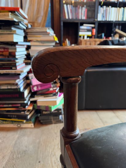 Fauteuil Style néo-Renaissance / néo-gothique
Fauteuil...