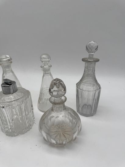 Set of 6 cut-glass perfume bottles
Set of...