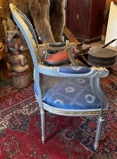 Bergère de style Louis XVI (XX siècle)
Bergère...