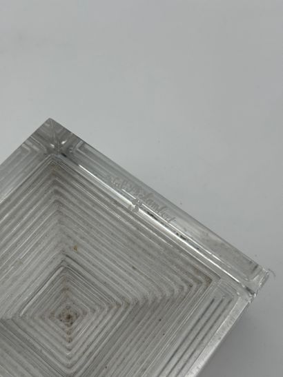 Val Saint Lambert - Crystal paperweight
Square...