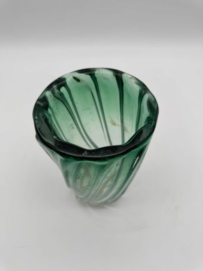 Green crystal vase - in the taste of Val...