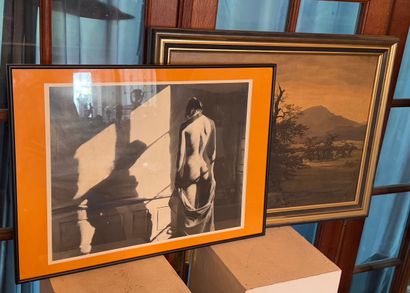 Lot of 5 framed pieces Various techniques
This...
