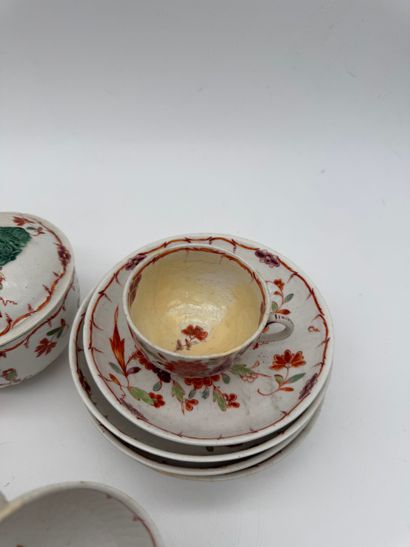Porcelain tea set with floral design
Porcelain...