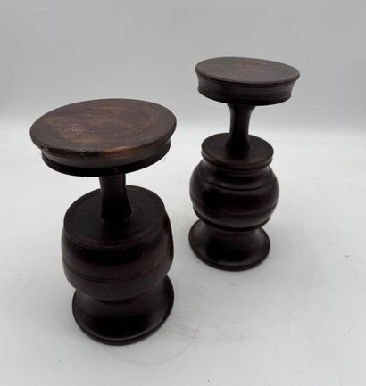 Pair of footed bowls - Turned wood
Pair of...
