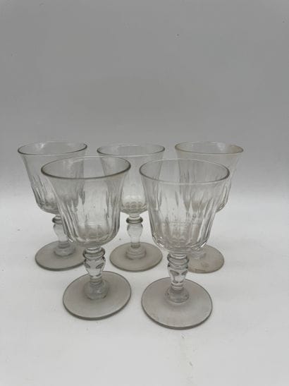 Suite of 5 crystal water glasses Tulipe model...