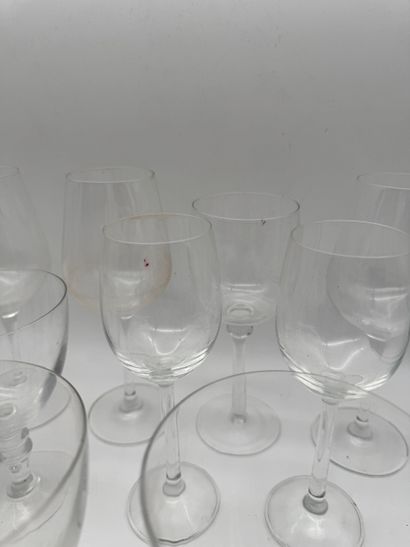 Set of 20 crystal glasses - Mismatched set
A...