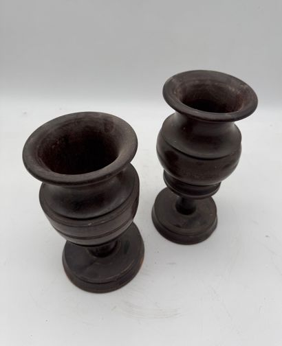 Pair of footed bowls - Turned wood
Pair of...