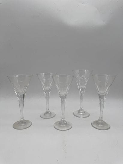 Set of 5 cut crystal champagne flutes
Set...