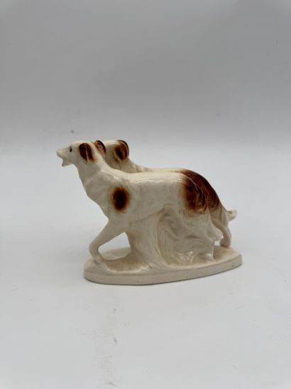 Greyhounds Porcelain group

Porcelain group...