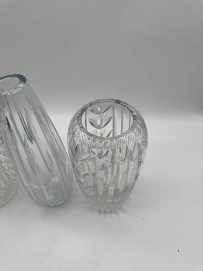 Set of 3 cut-crystal vases in the Val Saint-Lambert...