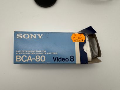 Sony - Handycam Video8 camcorder
Black plastic...